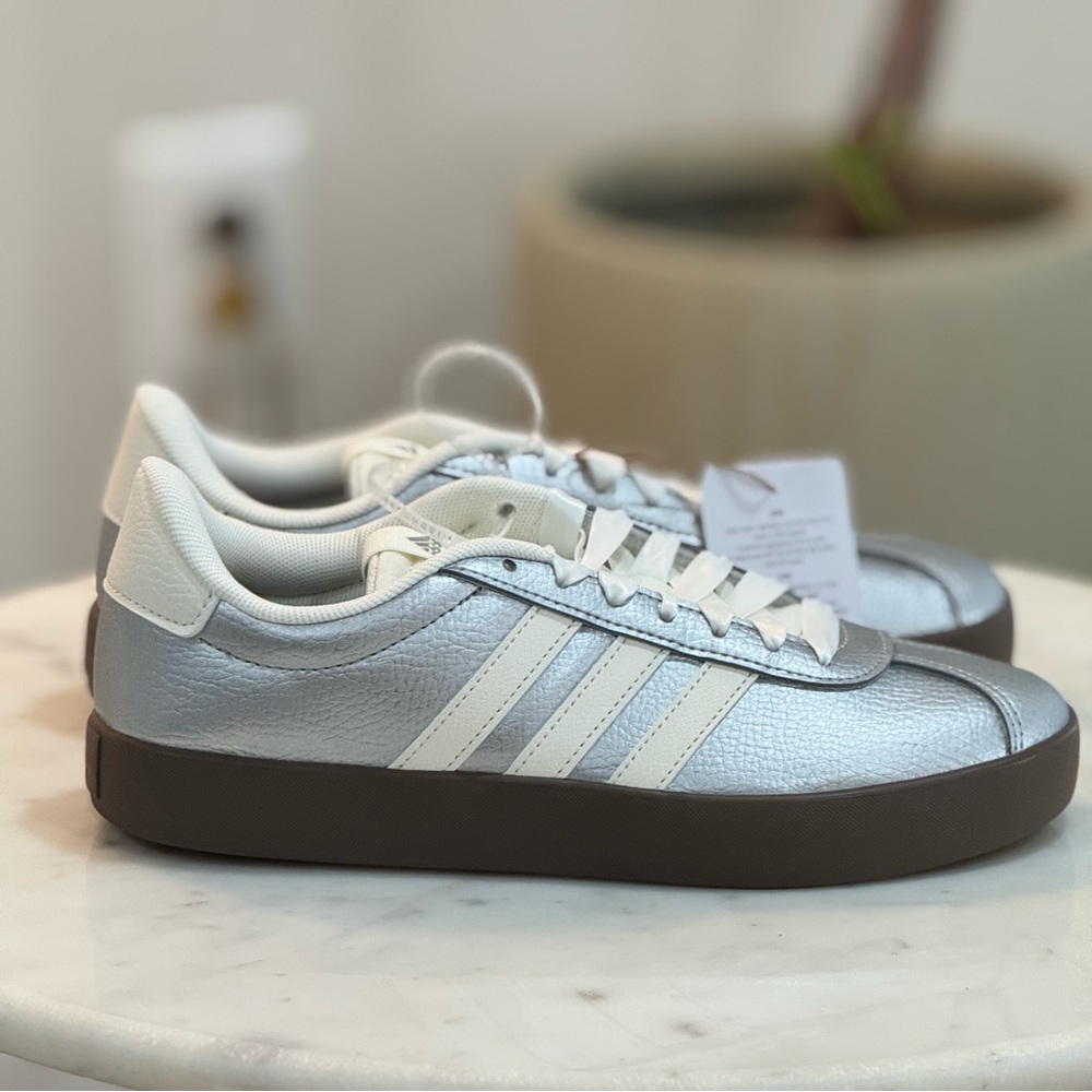Women's VL Court 3.0 Casual Sneakers from Finish Line new with tag